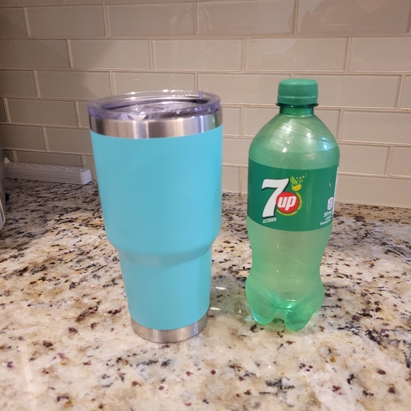 Insulated Travel Mug - Picture 4 of 4